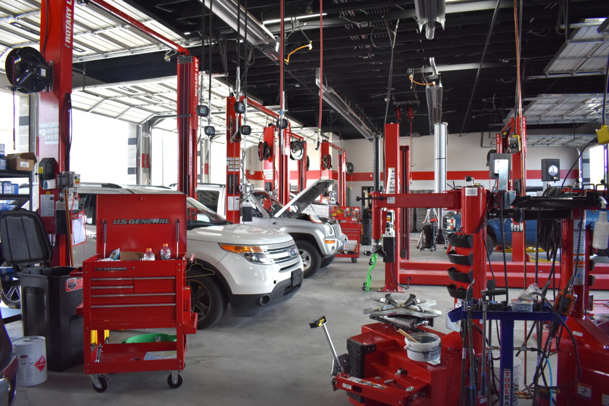 Couple celebrates opening their fourth tire shop located in Payson